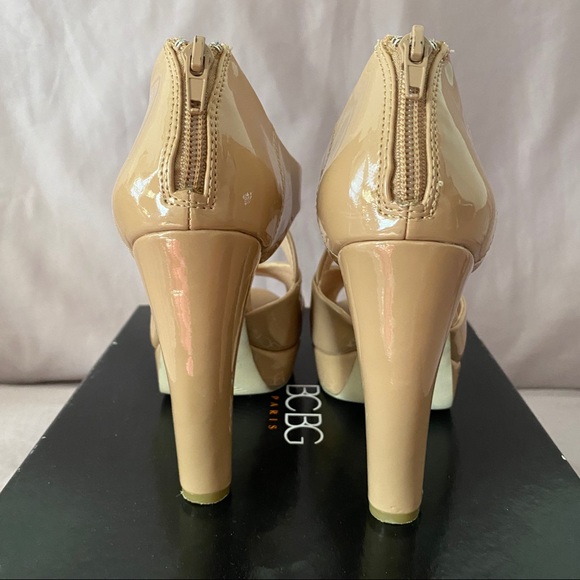 BCBG Paris Arielle Platform Pumps - Picture 5 of 5